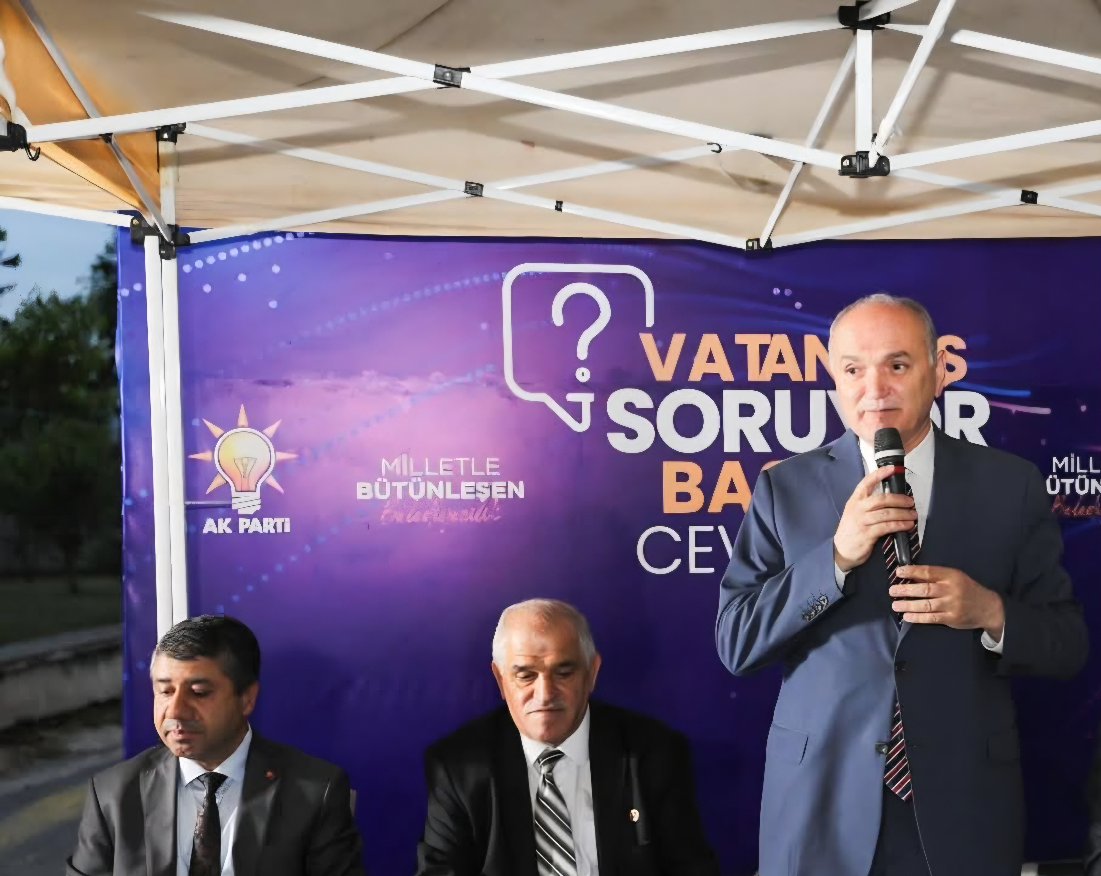 Özlü Sahadan Habersiz Mi?