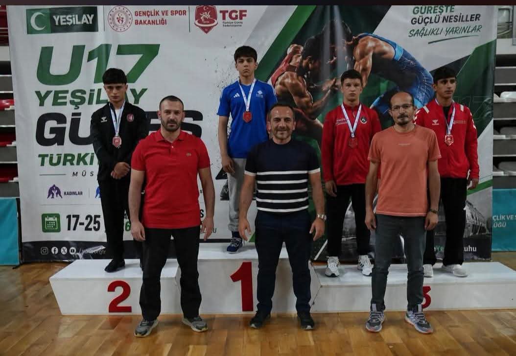 Düzce’nin Gururu Ensar Demirbayraklı Türkiye Üçüncüsü Oldu